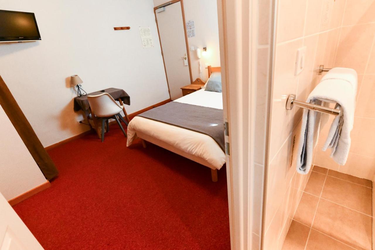 Hotel Restaurant Le Centre Lélex エクステリア 写真